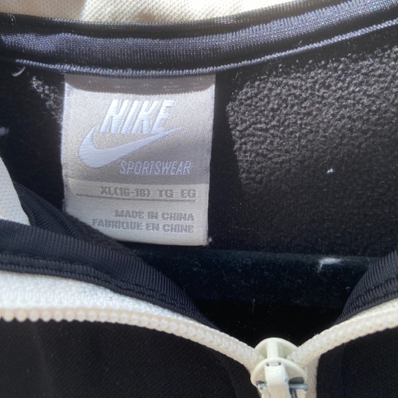 ‼️SOLD‼️ - Picture 3 of 3